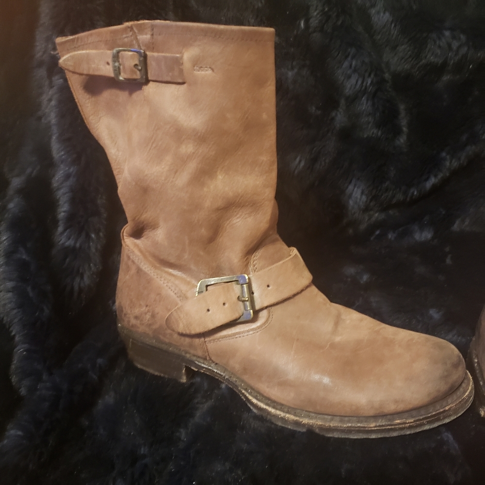 Frye boots size 7.5